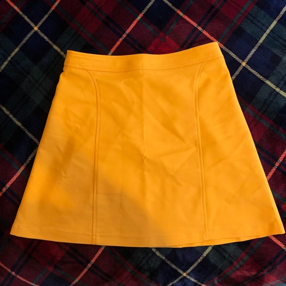 Marigold yellow miniskirt - Picture 2 of 4